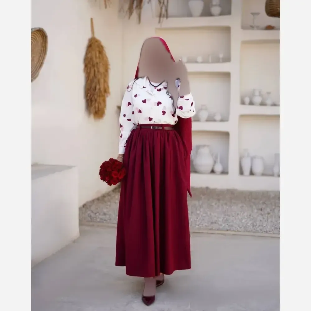 ست سه تیکه شومیز و دامن زنانه مدل قلب جنس بوگاتی و لنین پلاس سایز 1 و 2