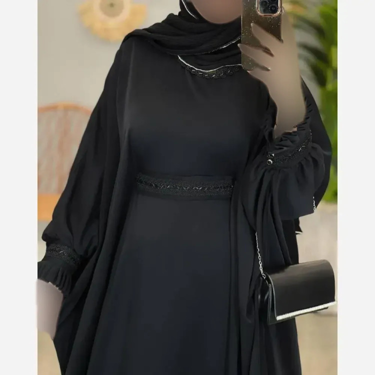 عبایی استین پلیسه راحیل جنس الیزه درجه یک مشکی فری سایز 50