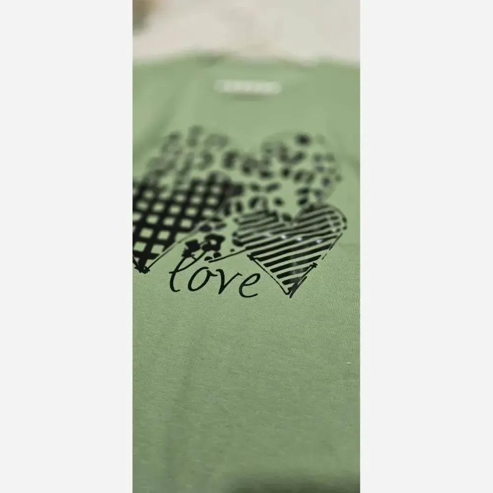 تیشرت باکسی نخ پنبه طرح LOVE فری سایز