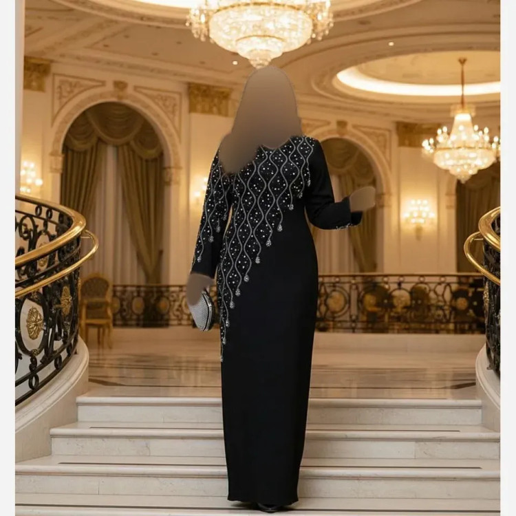 ماکسی مجلسی زنانه جنس کرپ دالقیچ رنگ مشکی سایز نرمال