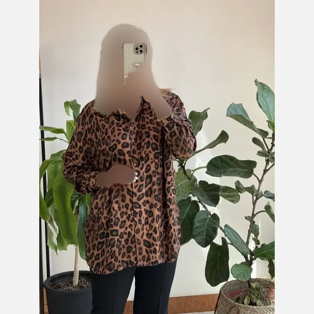 شومیز زنانه اسپرسو جنس بوگاتی سایز فری فیروزه ای و مشکی