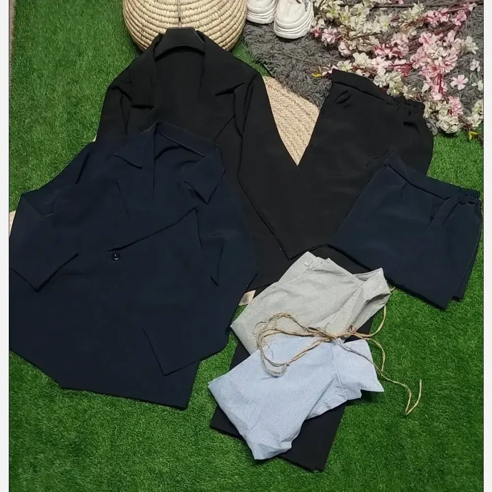 سه تیکه پاییزه زنانه نوشین جنس سوپر کجراه اعلا رنگ مشکی و سرمه ای سایز 38 تا 46
