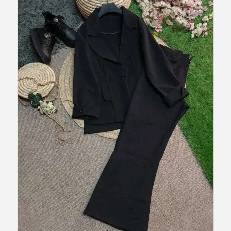 ست اداری زنانه کت و شلوار هرمس اصل سایز 38 تا 46 فری رنگ بندی متنوع