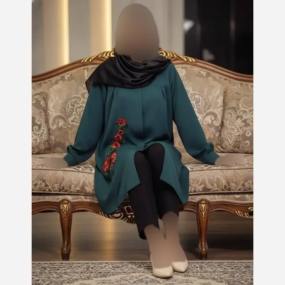 مانتو طرح گل گیس جنس مازراتی رنگ سبز و مشکی سایز 38 تا 44
