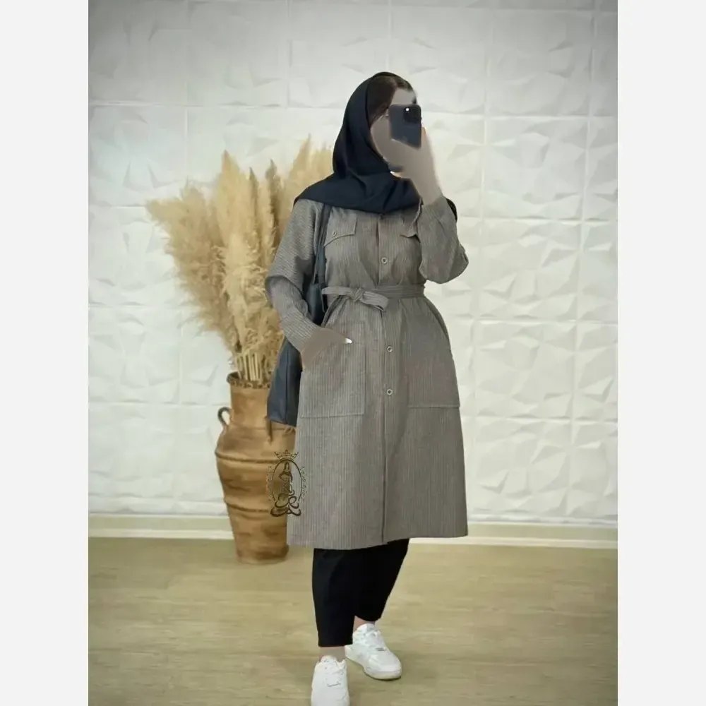 ست سه تیکه باران شامل مانتو ژیله شلوار جنس پرشیا دیپلمات سایزبندی 1 و 2