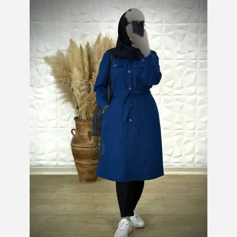 ست سه تیکه باران شامل مانتو ژیله شلوار جنس پرشیا دیپلمات سایزبندی 1 و 2