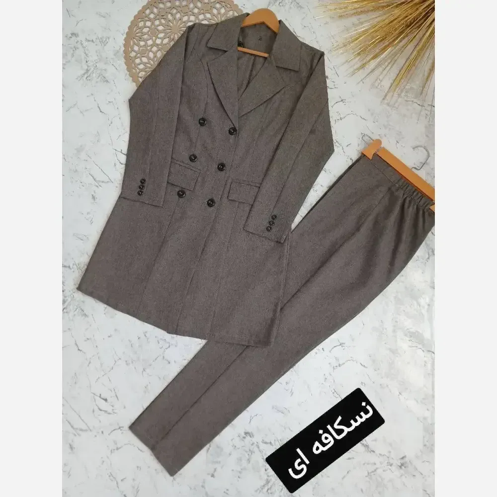 ست مانتو و شلوار اداری ساده 6 دکمه جنس مکانیک پرشیا درجه یک رنگبندی متنوع سایز 36 تا 52