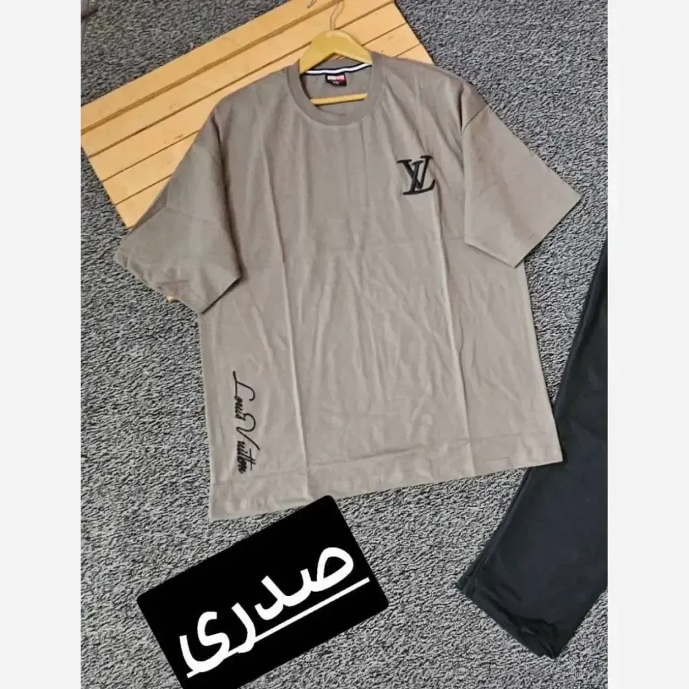 تیشرت پنبه سوپر نخ حافظ گلدوزی شده جیب زیپ دار