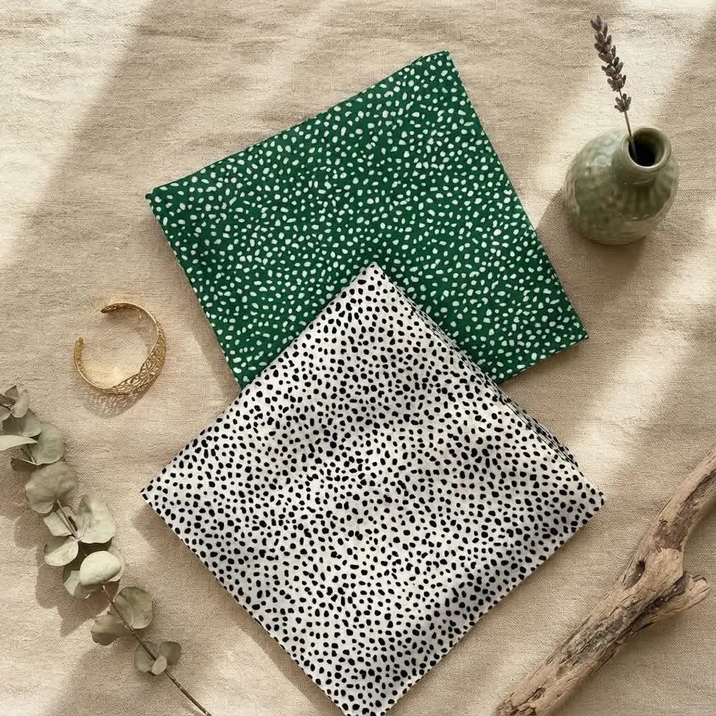 روسری مجلسی طرح سپید قواره 140 نخ کاستوم دور چرخ دوز بدون لیز خوردگی