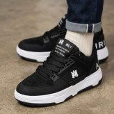 کفش اسپرت لژدار مردانه مدل امیری رویه چرم صنعتی زیره پیو مشکی سایز 41 تا 44