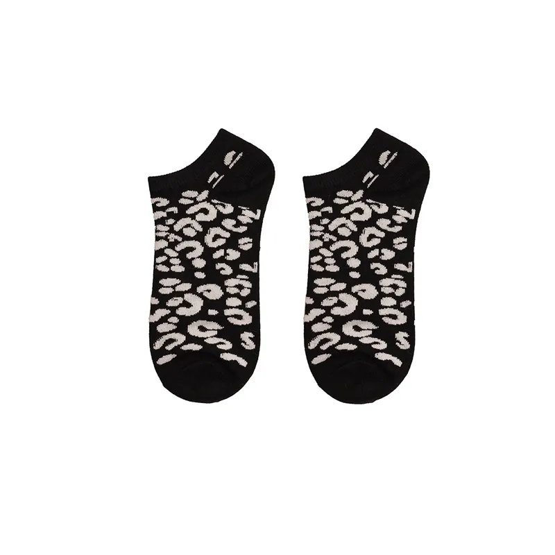 جوراب زنانه مچی طرح پلنگی پشمی آنغوره فری سایز